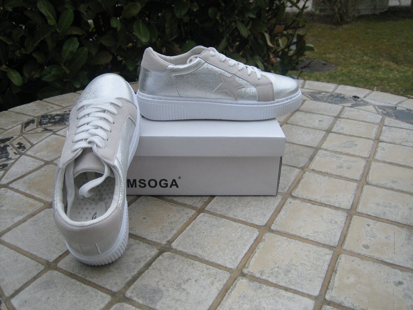 Megatrendige Damen-Sneaker Gr. 40, Nagelneu!! sportiv-edle, unentbehrliche Kombi-Teile!