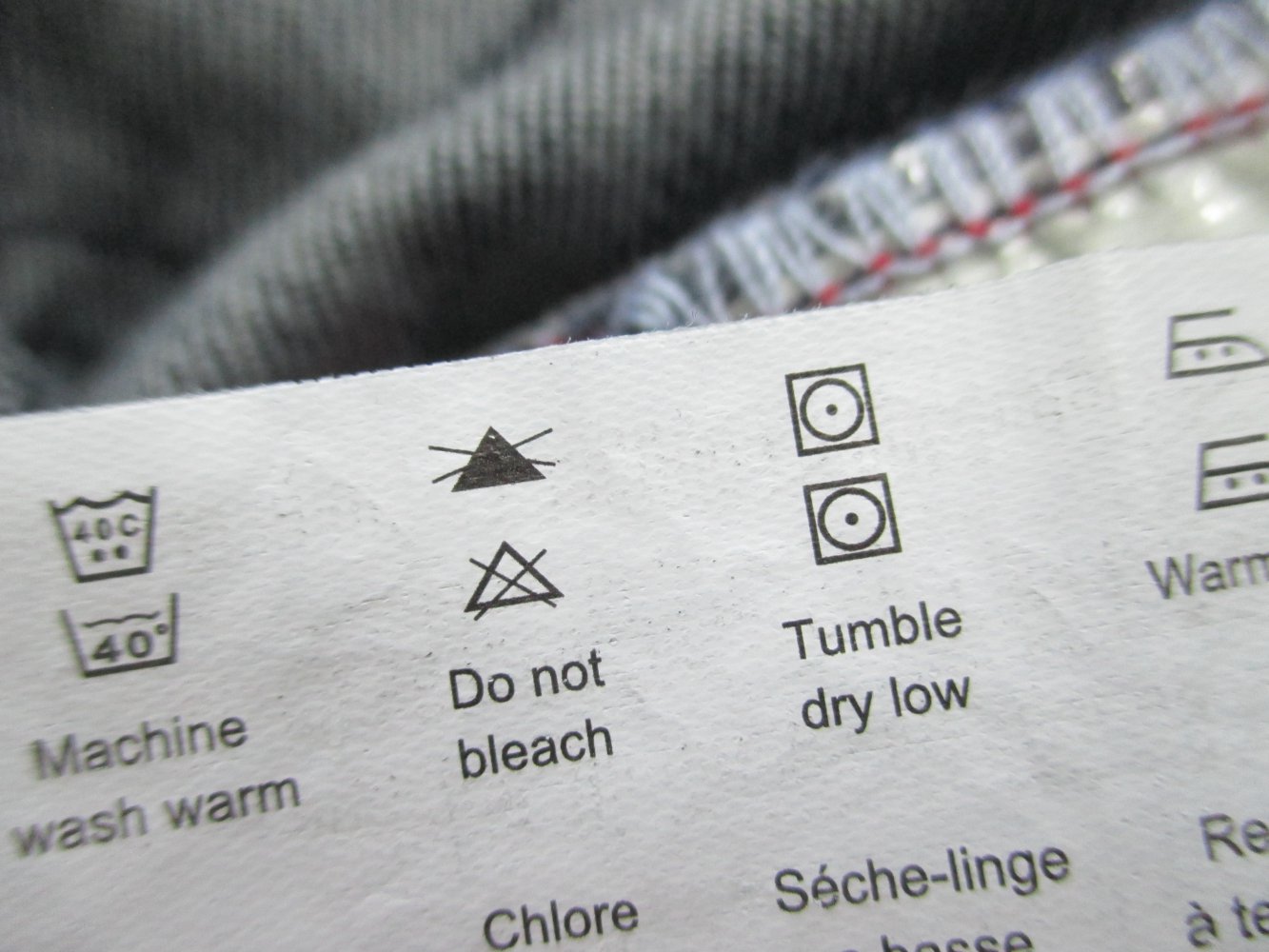 dunkelblaue Jeans von Esprit mit weitem Bein, neu mit Etikett, Gr. 36 / 38