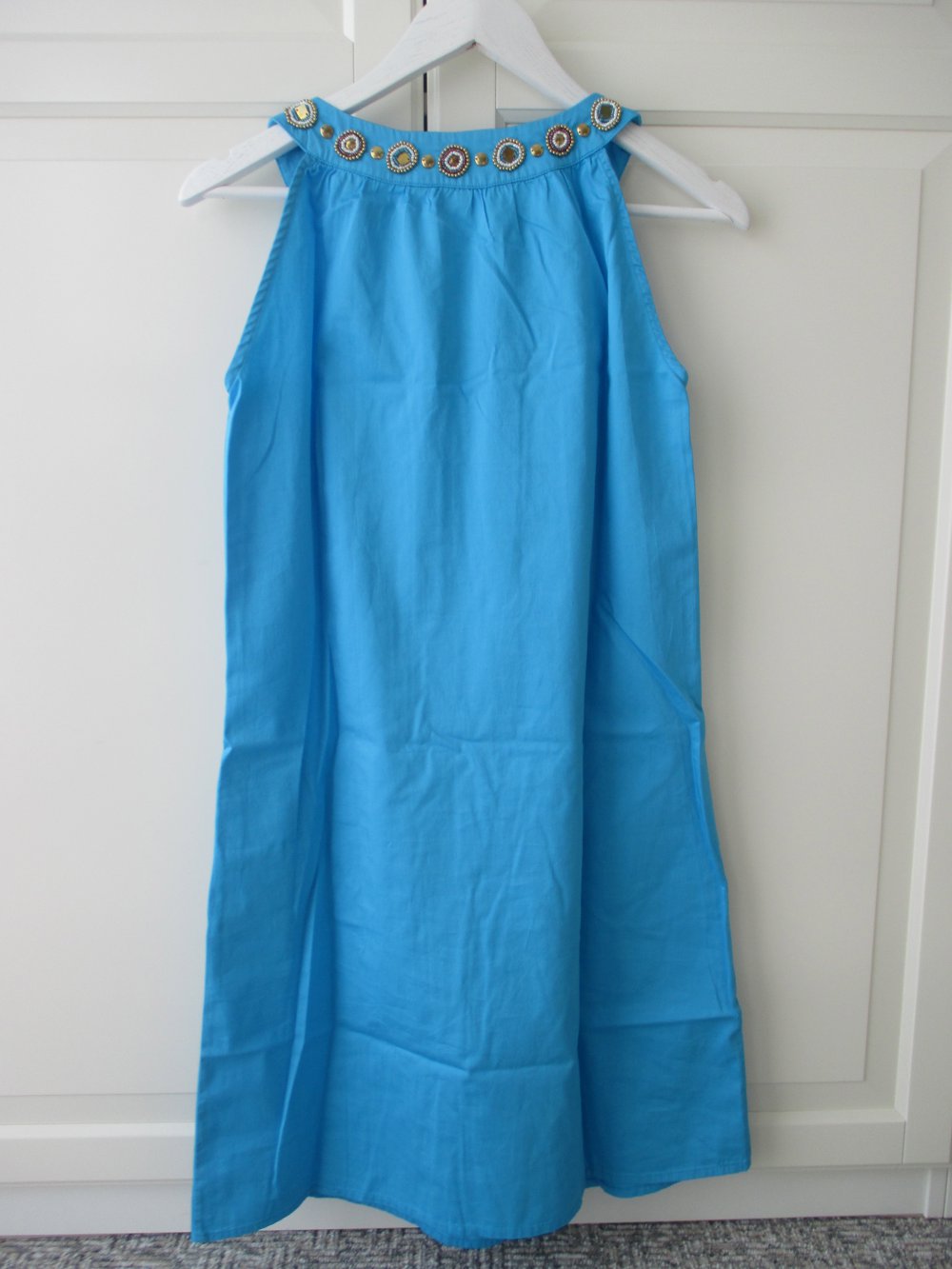 süßes türkisfarbiges Trägerkleid mit Pailletten, Gr. 36, seitl. Taschen,100 % Baumwolle, neu 