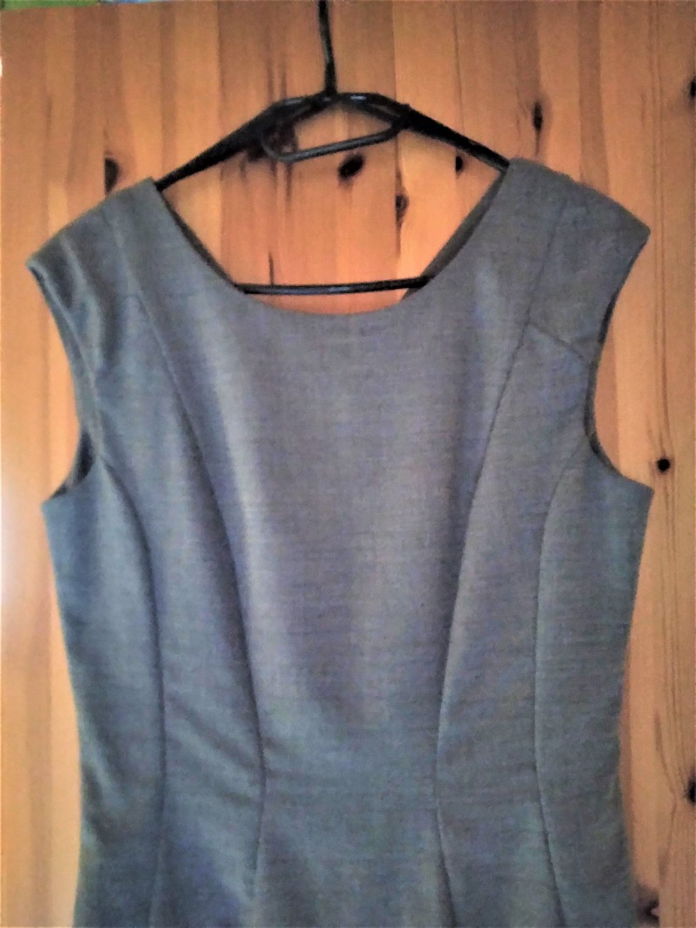 neuw. business Trägerkleid von H&M Gr.40 nicht nur fürs Büro grau