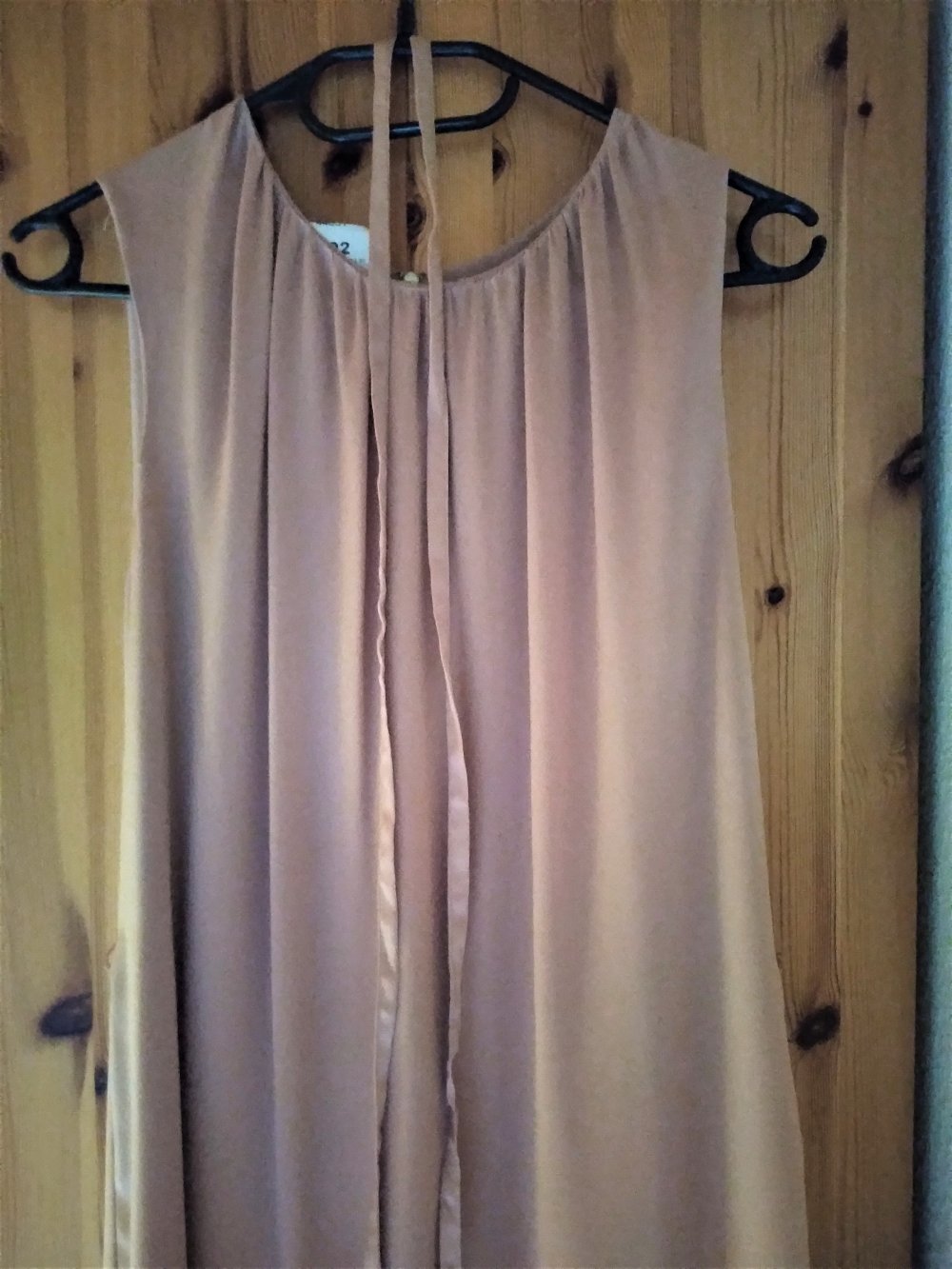 wunderschönes Kleid von Mint&Berry Gr.S nude