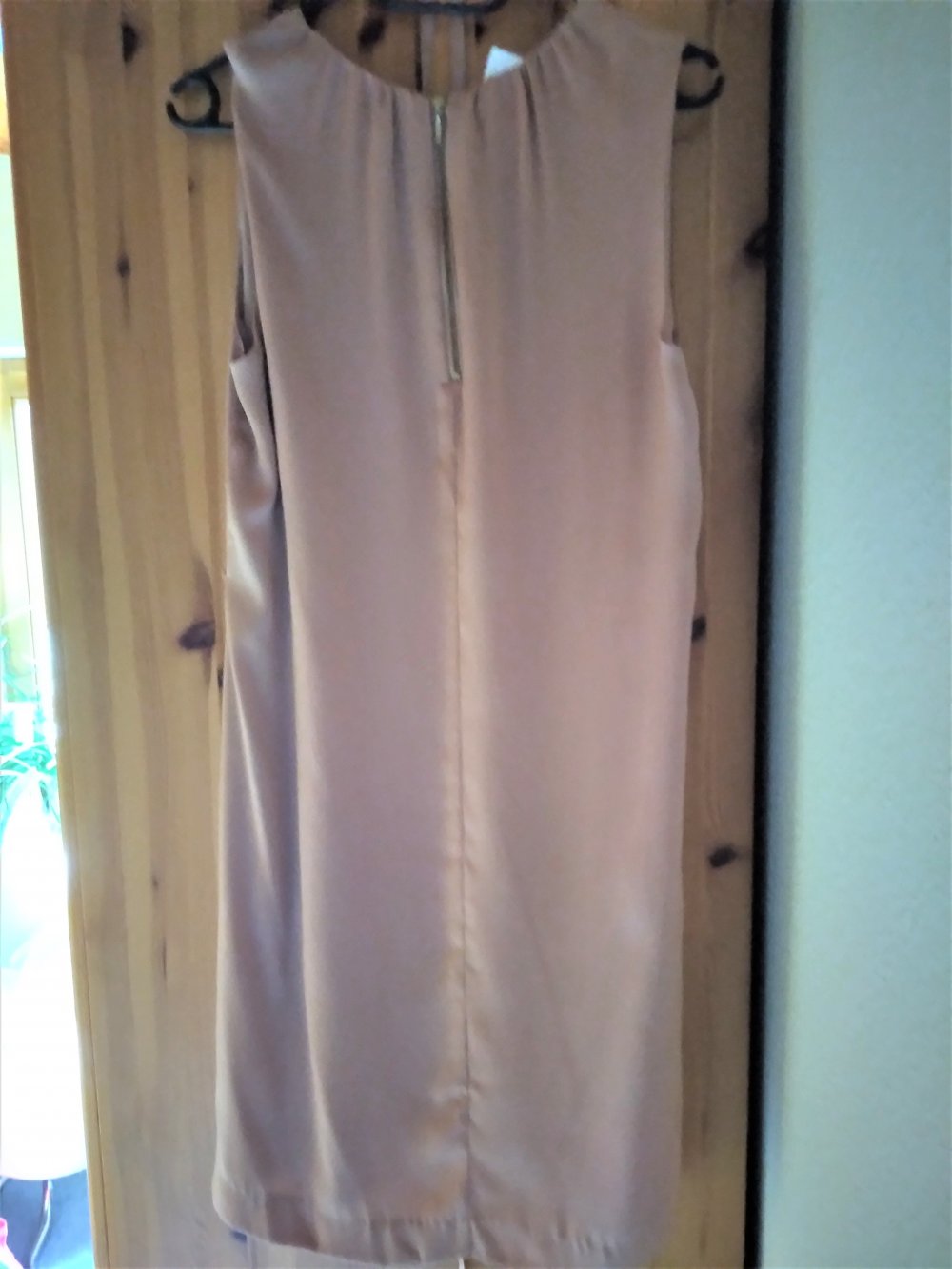 wunderschönes Kleid von Mint&Berry Gr.S nude