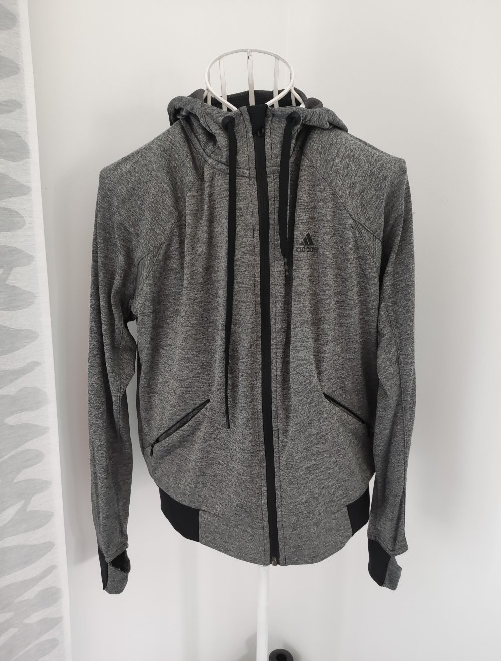 Adidas Sportjacke S mit Kapuze