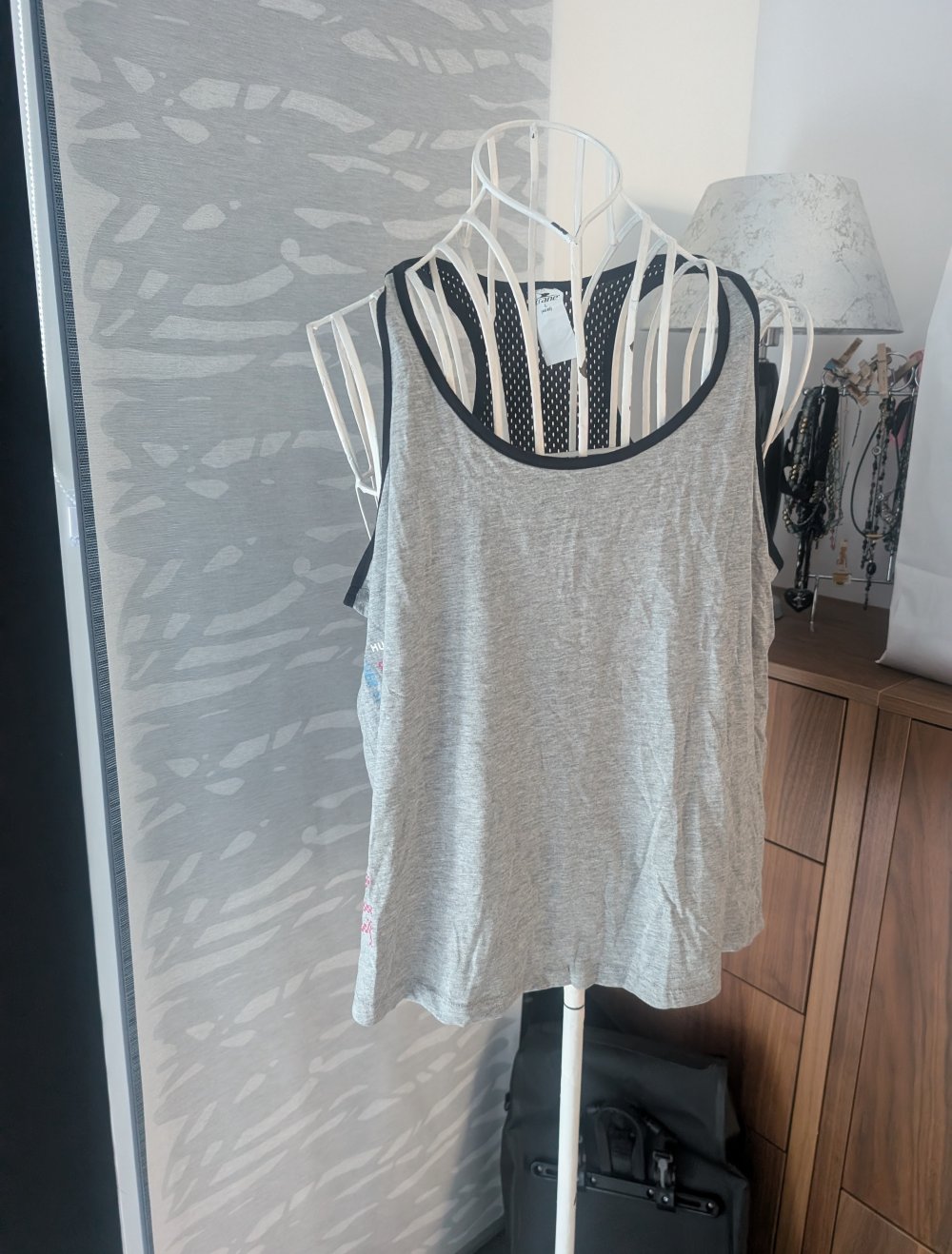 graues Sporttop Crane L 44 46