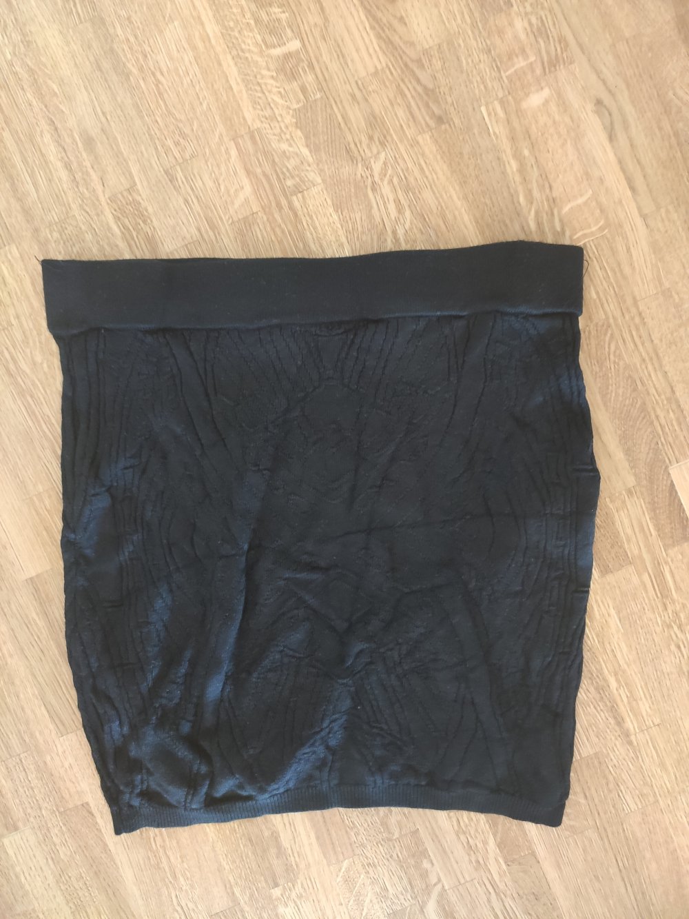 Schwarzer Schlauchrock 38 Amisu 