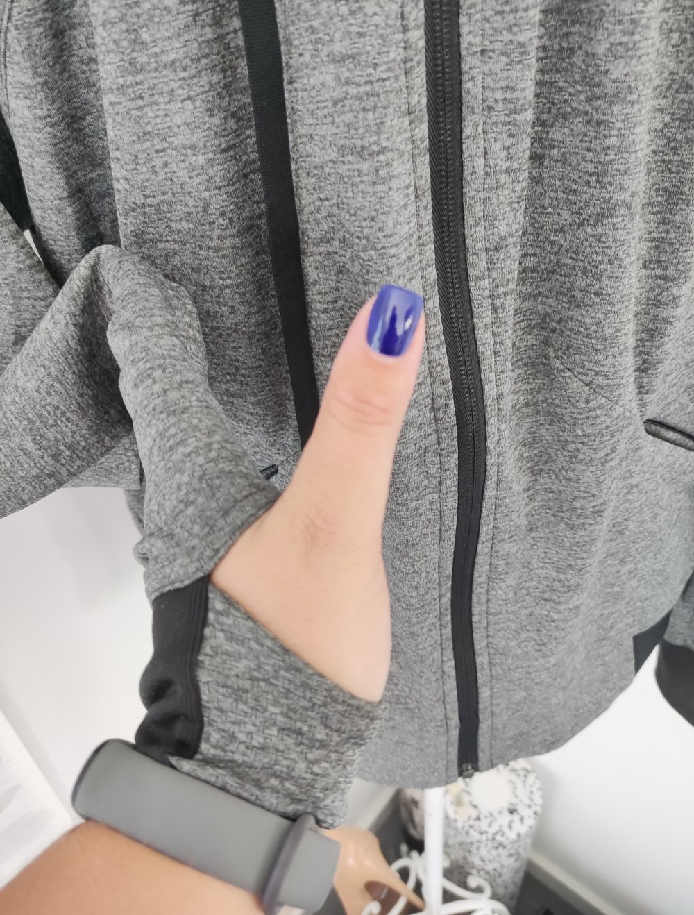 Adidas Sportjacke S mit Kapuze