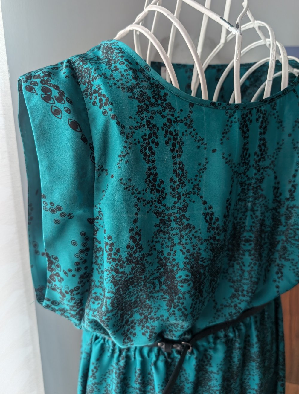 grünes lockeres Kleid S. Oliver 38