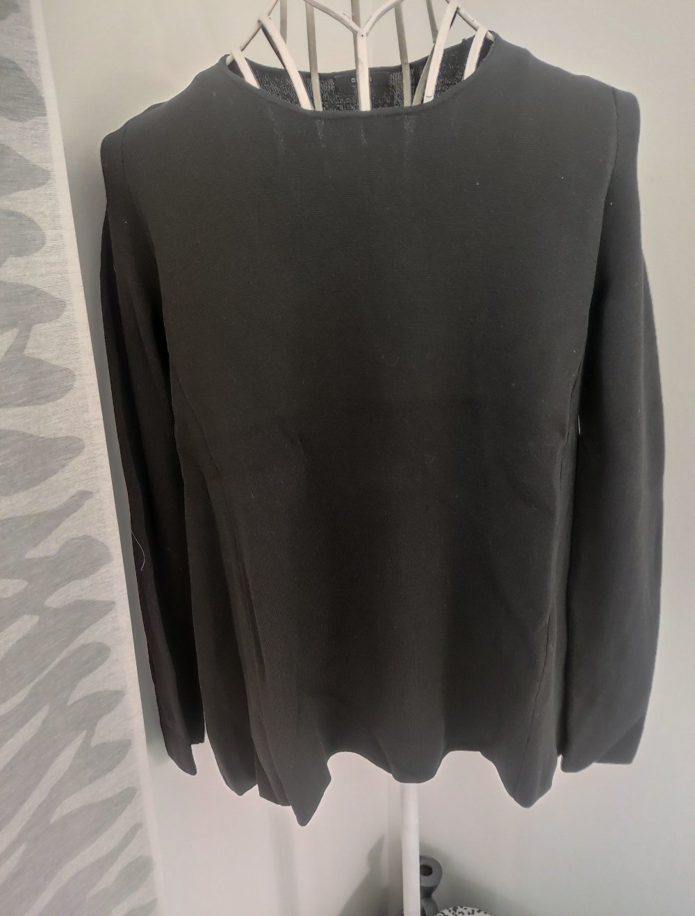 Schwarzer Opus Pullover 36