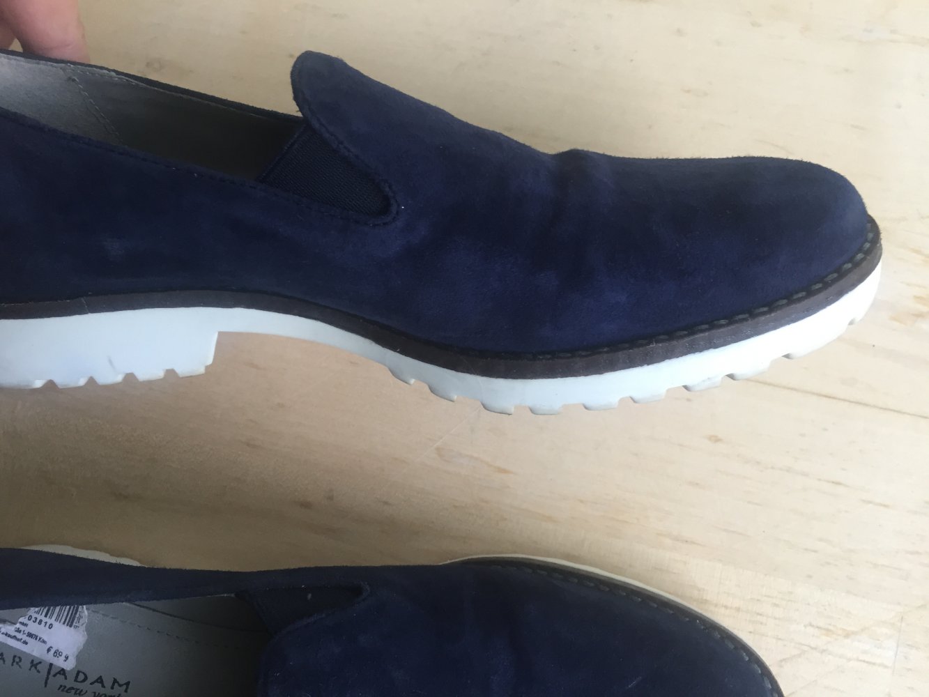 Blaue Slippers Mark Adam