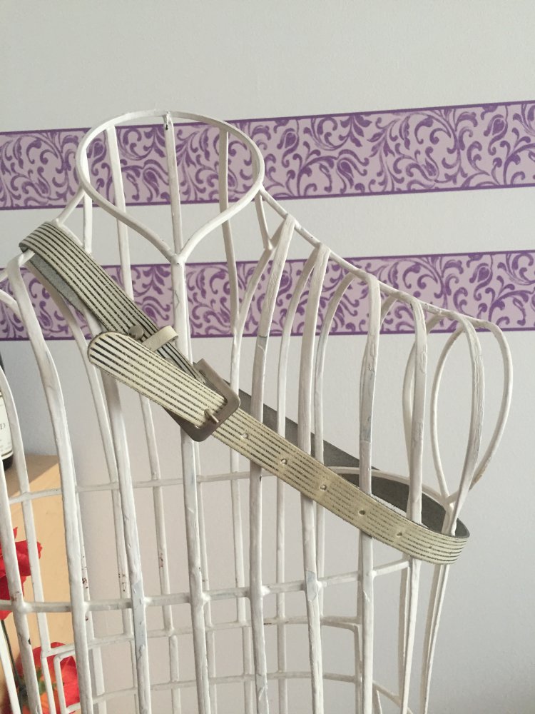 Gestreifter Retro-Gürtel 