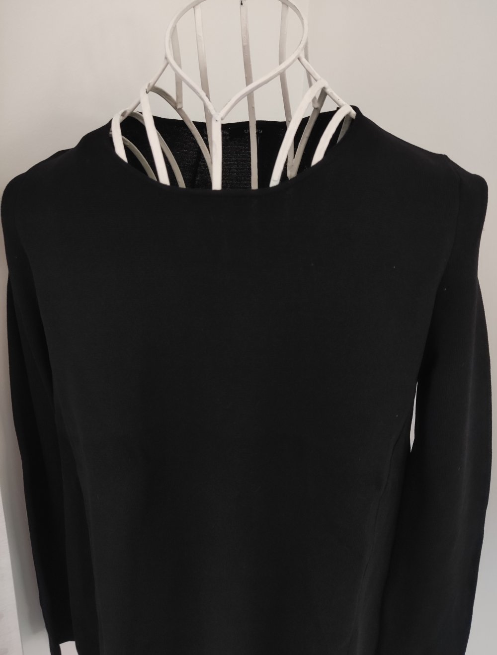 Schwarzer Opus Pullover 36