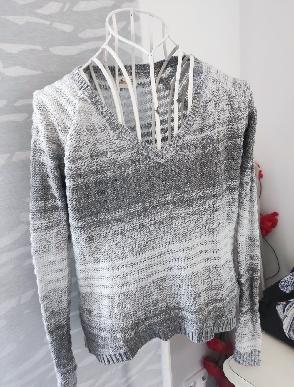 Grauer Strickpullover von Hollister S