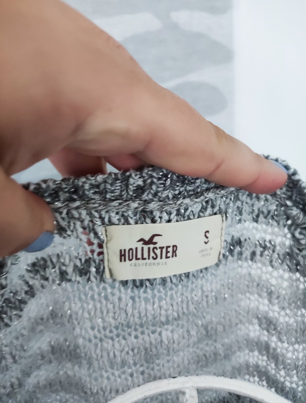 Grauer Strickpullover von Hollister S