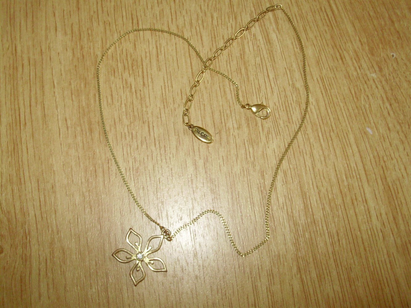 Pilgrim Kette gold 5-blättrige Blume zart 46 cm