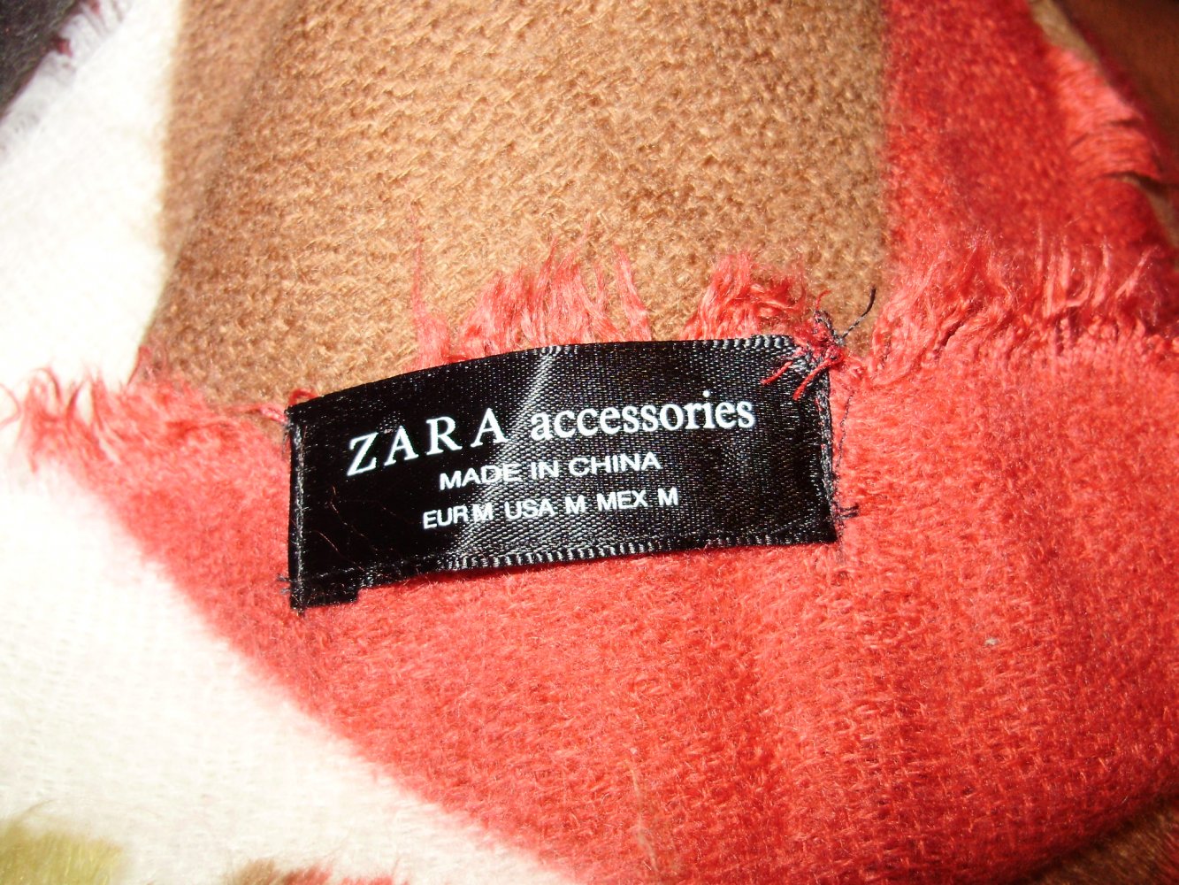 Zara Kuscheltuch sehr groß rotbraun beige schwarz senf