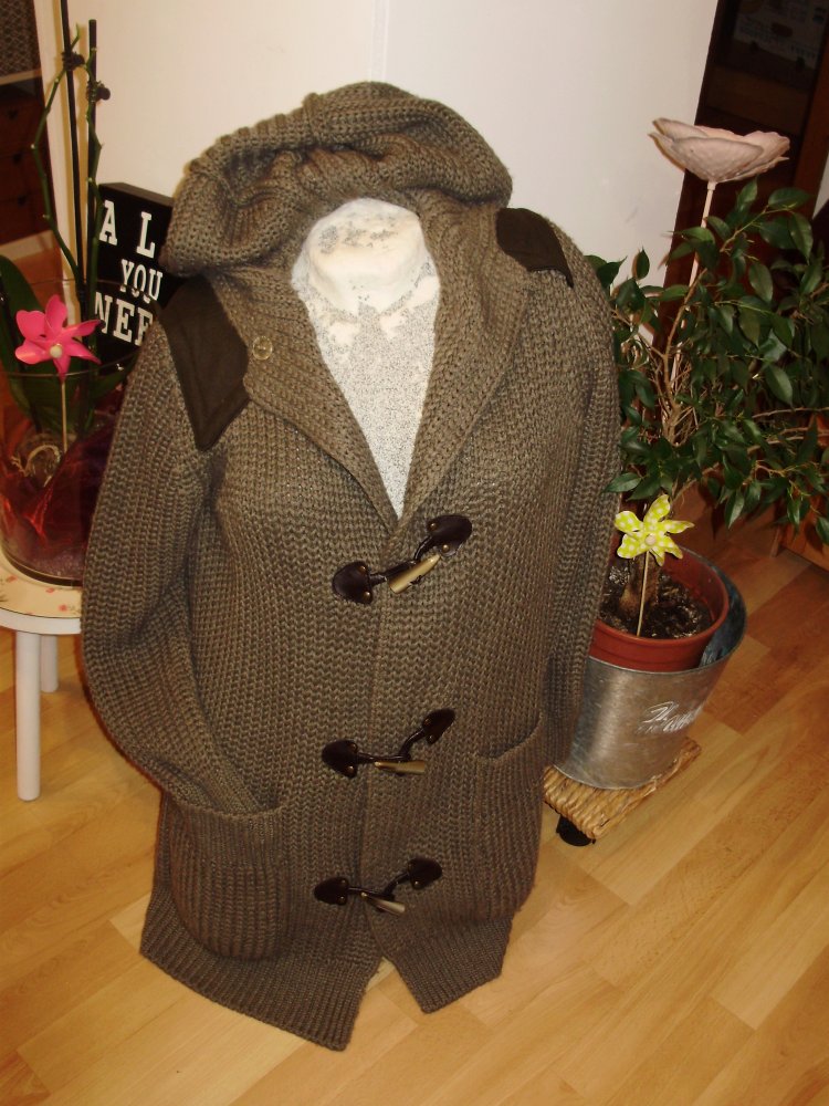 Sportmax Strickmantel Mantel Kapuze Knebelverschluss olivgrün / khaki M passend