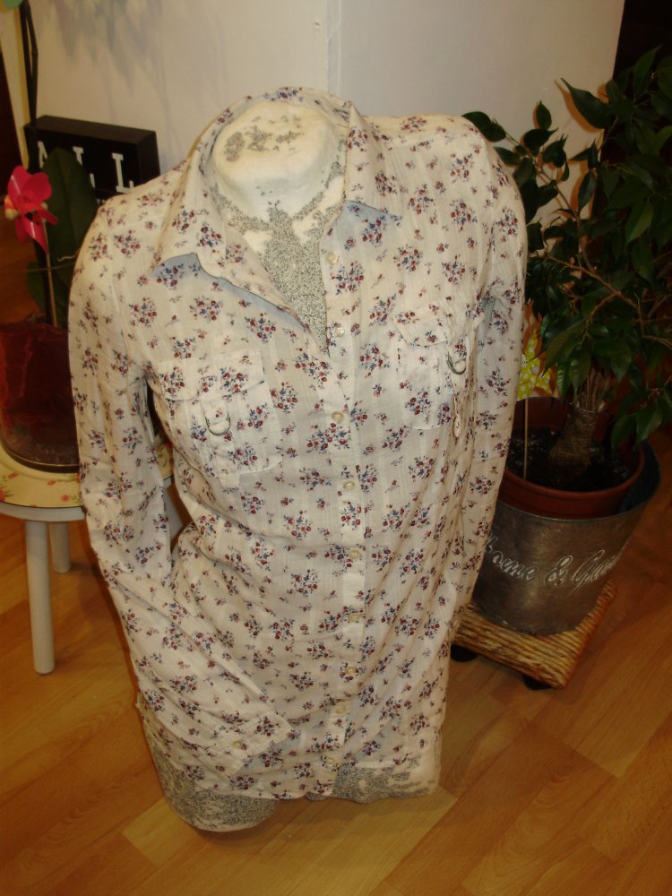 Pimkie Bluse weiß Blümchen romantisch Gr S NEU