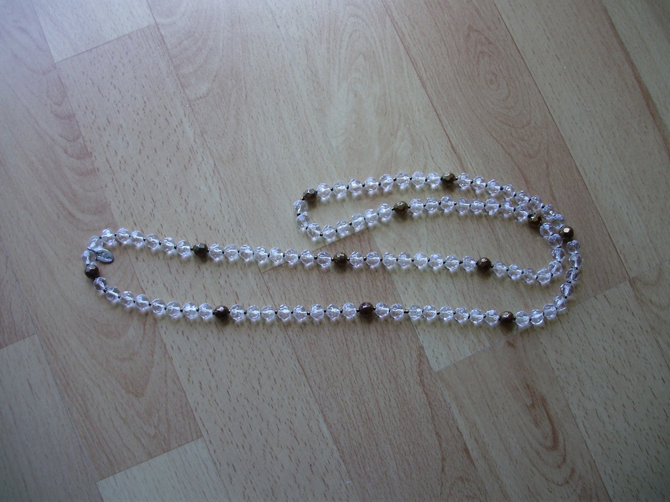 s. oliver Kette lang Perlen weiß Kupfer 98 cm lang wie neu