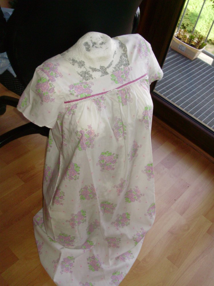 Nachthemd weiß rosa Blüten Gr 38 wie neu