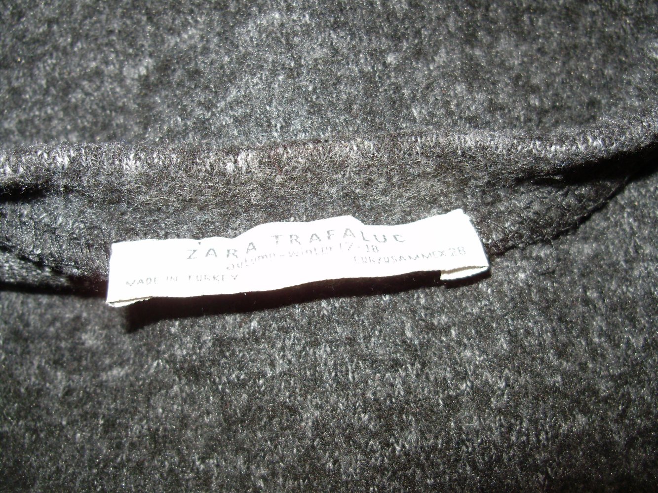 Zara Pullover kuschelweich grau Perlen M