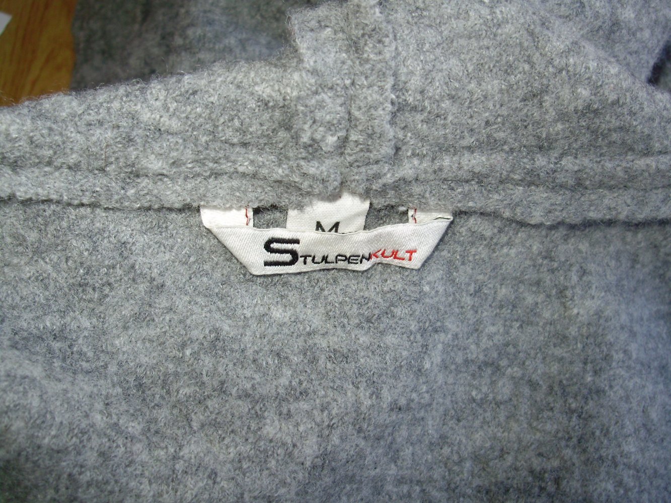 Stulpenkult Mantel hellgrau 100% Shetland Wolle M ausgefallen