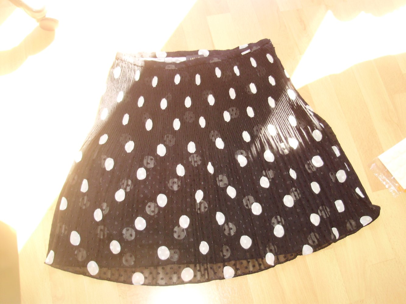 Liu Jo Rock Plissee gefüttert schwarz Punkte 44