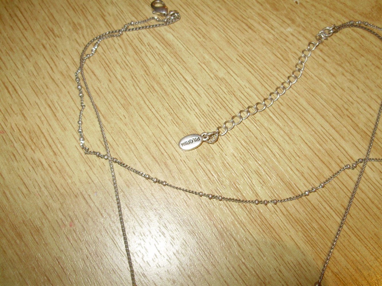 Pilgrim Kette silbern zweireihig grüne Steine Männchen wie neu