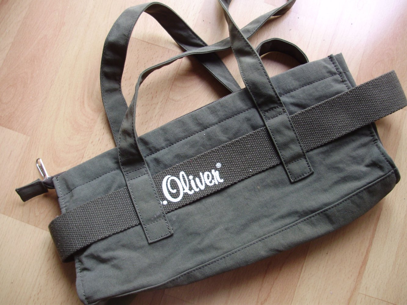 s. oliver Umhängetasche khaki wie neu