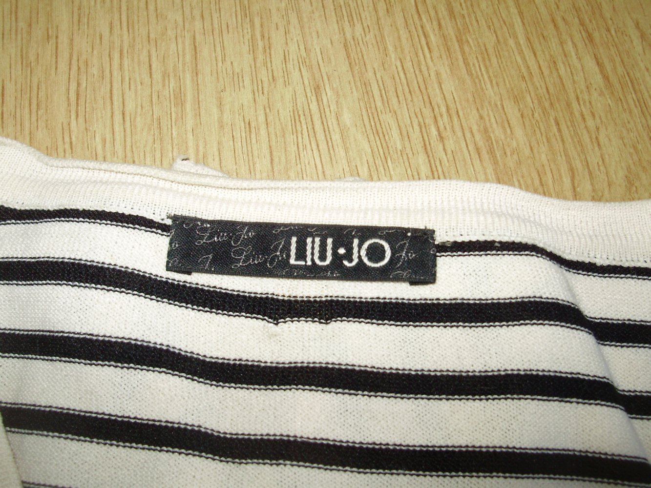Liu Jo Cardigan beige schwarze Streifen verdeckte Drückerleiste 46