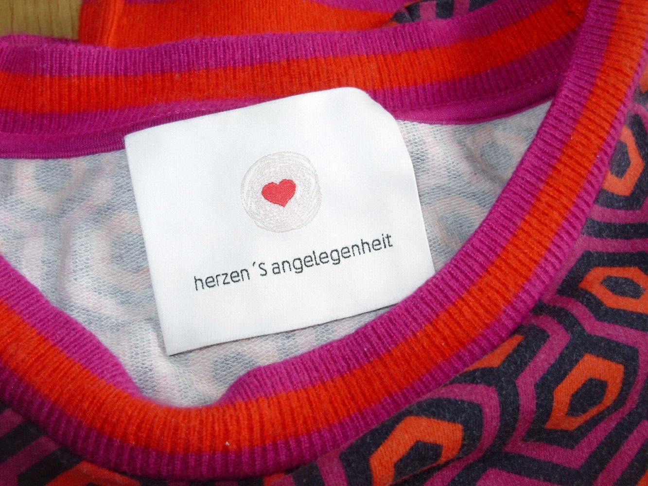 Herzensangelegenheit Pullover bunt Muster Gr 40