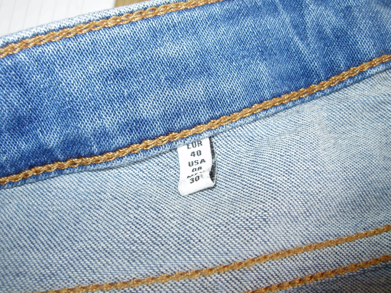 Zara Jeans destroyed medium rise slim fit 40 = S