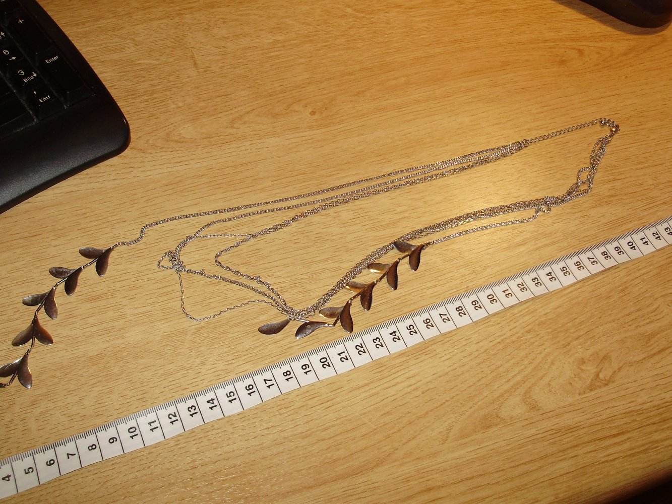 Kette ausgefallen silbern Blätter dreireihig wie neu