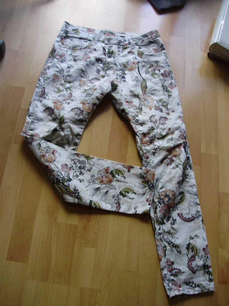 Please Hose beige braun mit Blumen Muster S/ M