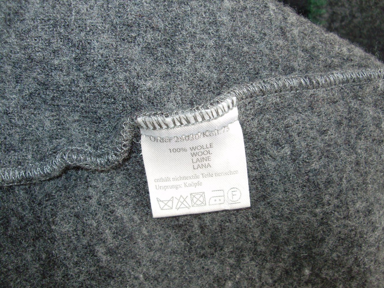 H. Moser Jacke grau 100% Wolle 36 M
