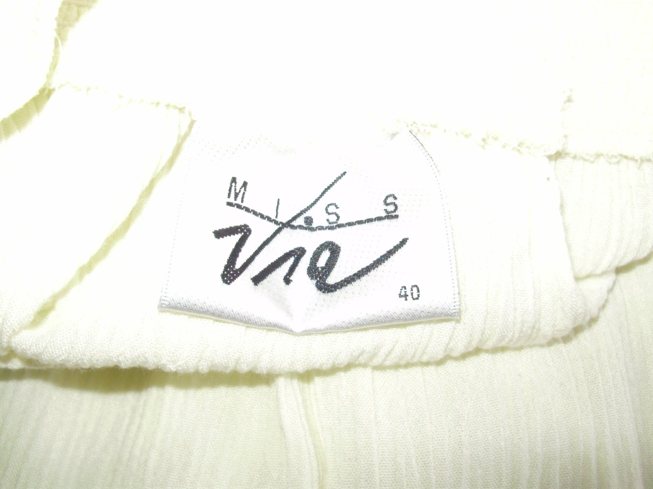 Miss Via Rock cremefarben Gummibund Crashoptik 40