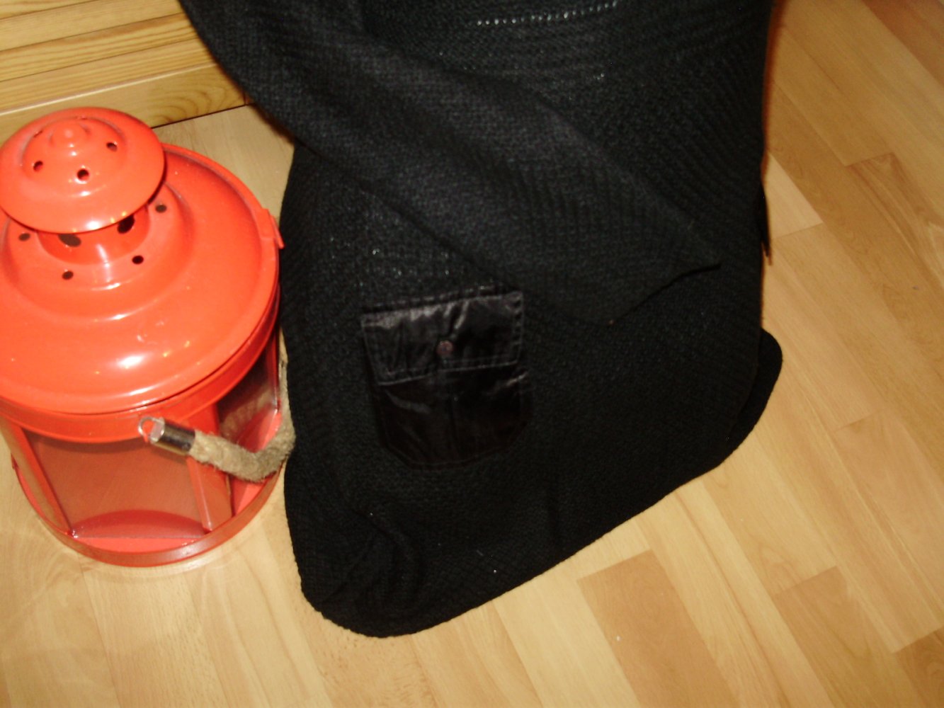 Strick Kleid Vingino schwarz Stickerei + APplikation S