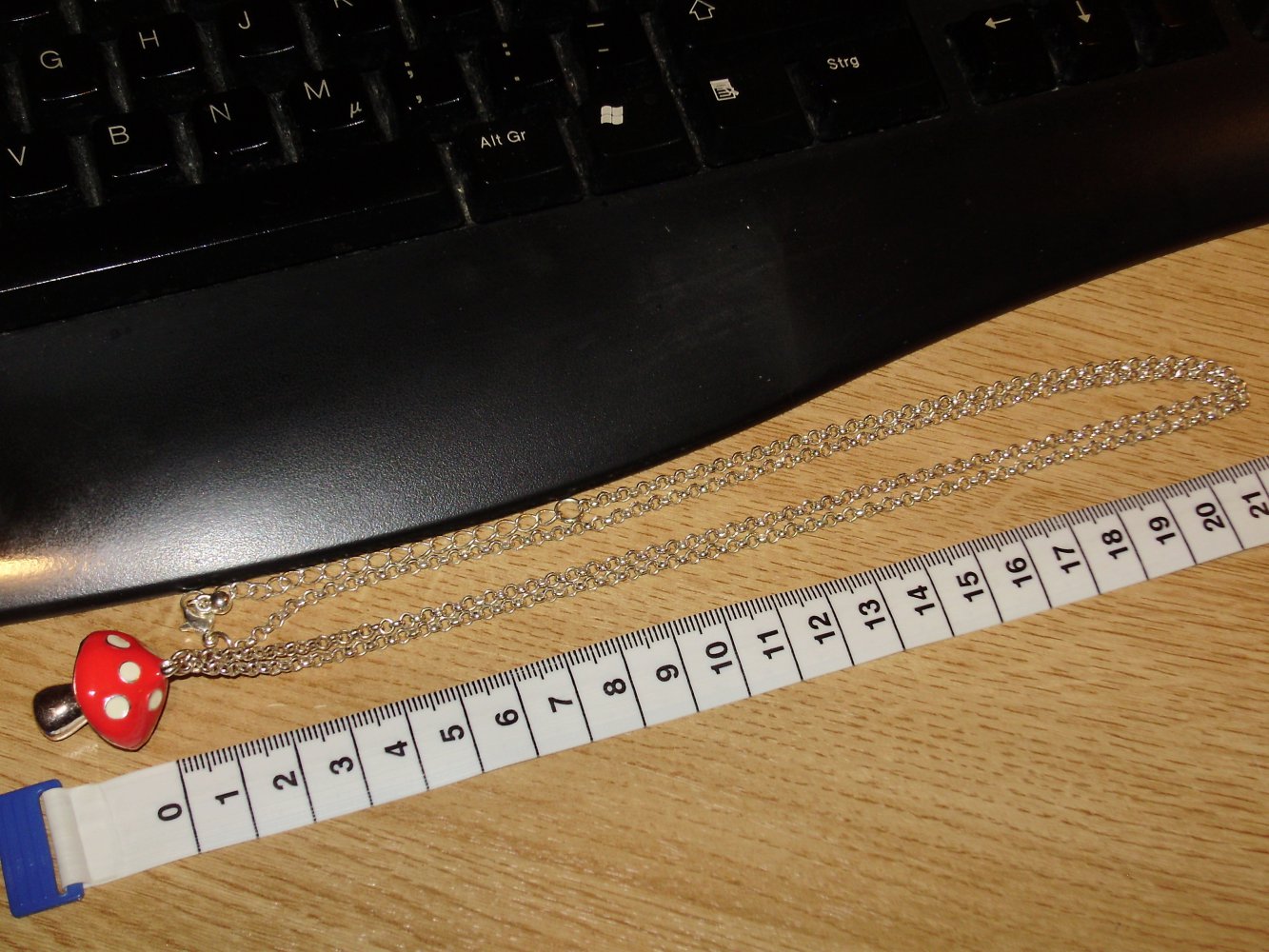 Süße Kette silbern lang mit Fliegenpilz wie neu