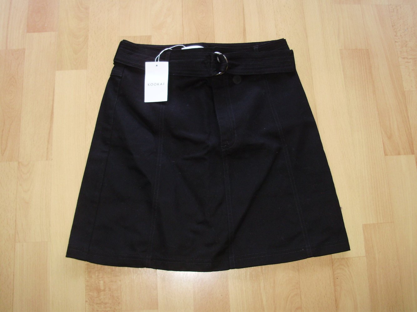 Kookai Rock schwarz mit Gürtel 36 Neu mit Etikett