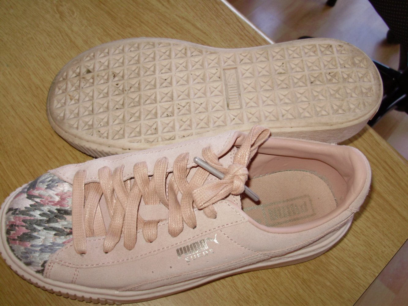 Puma Sneaker rosa mit Stickerei Gr 37