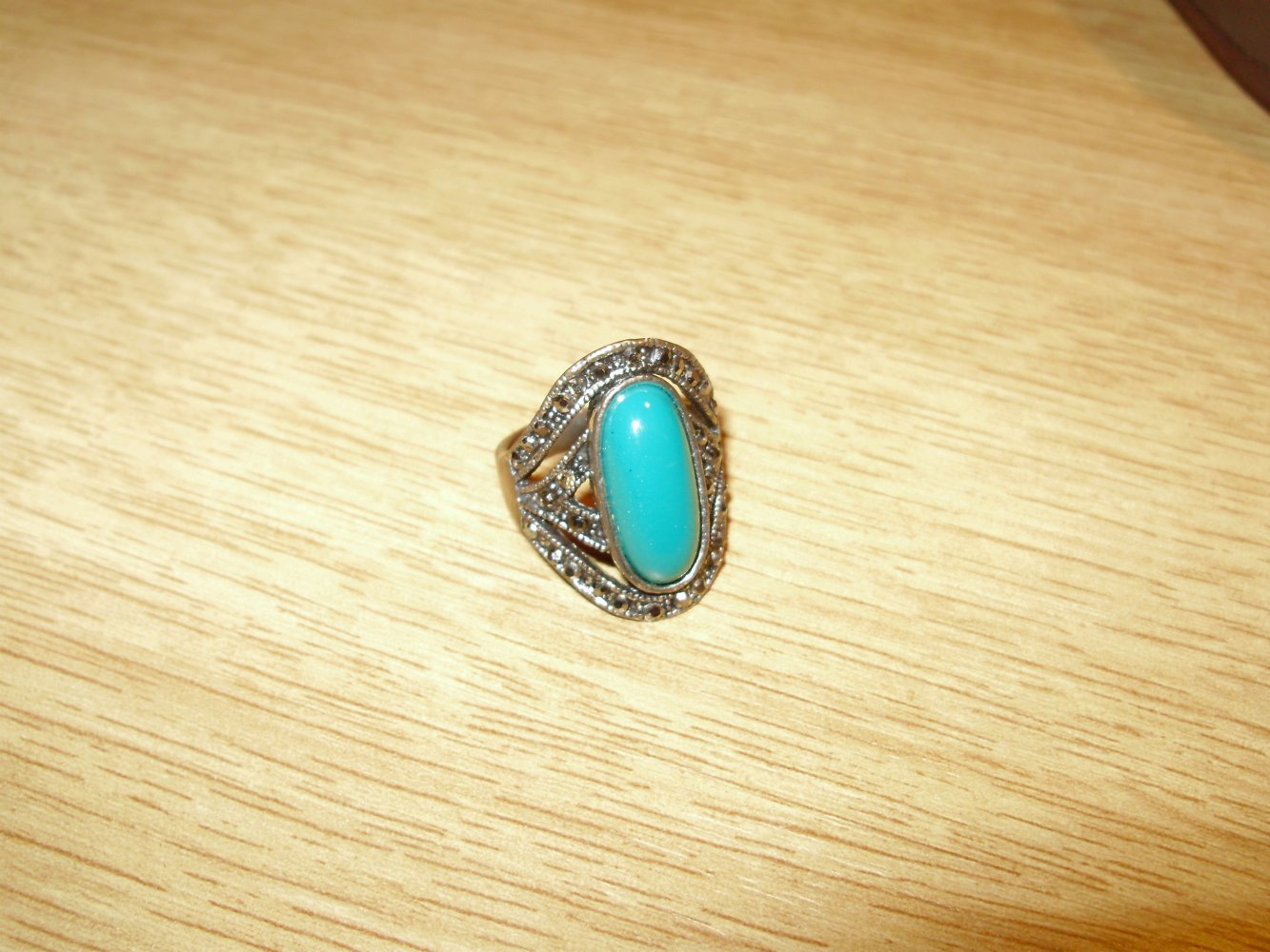 Ring Blogger sehr schöner grüner Stein silber