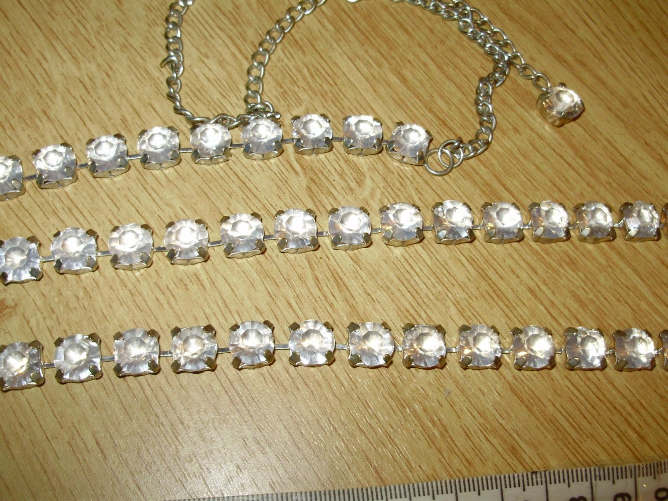 Glitzersteine Kettengürtel silber weiß/ transparent