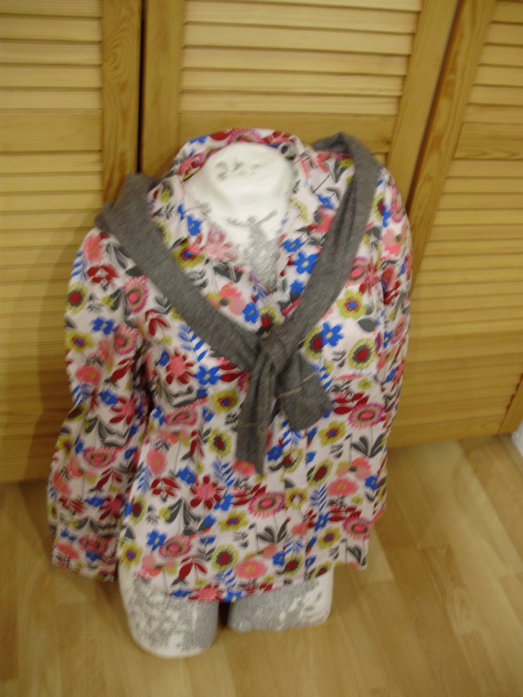 Louise Orop Pullover grau superweich V-Ausschnitt S/M