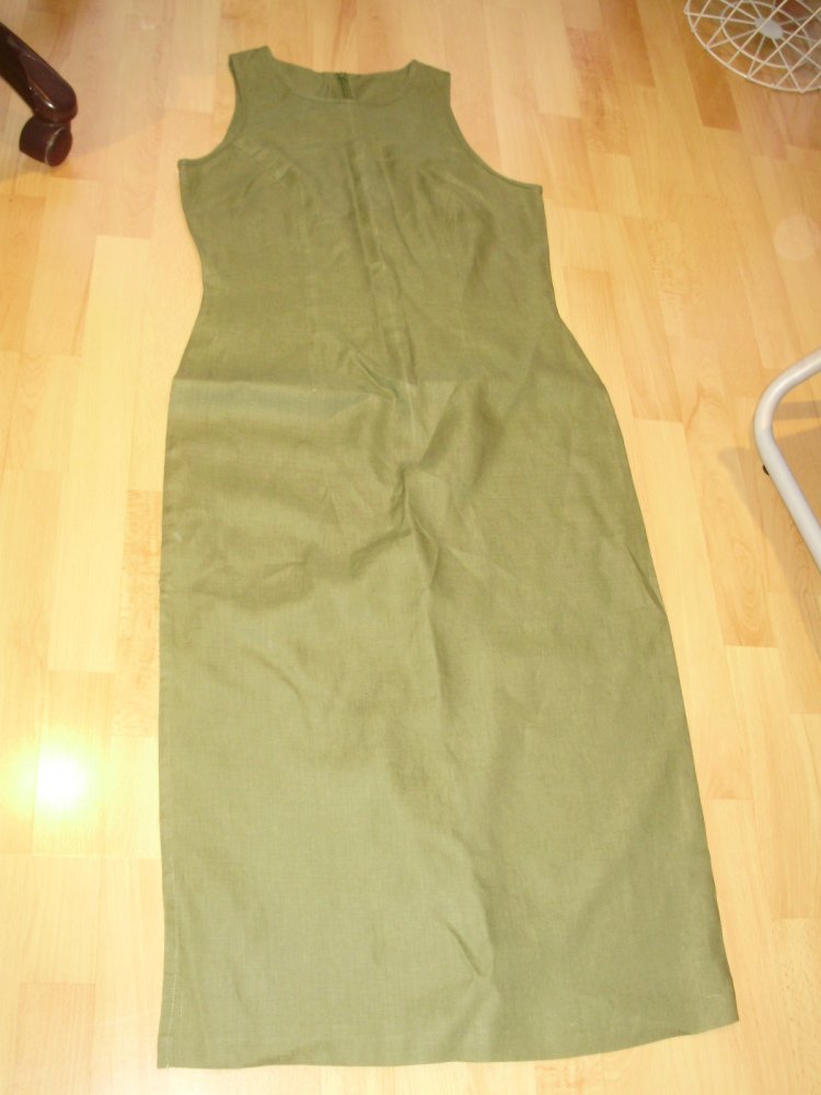 Betty Barclay Kleid Maxi khaki Leinen Gr 40