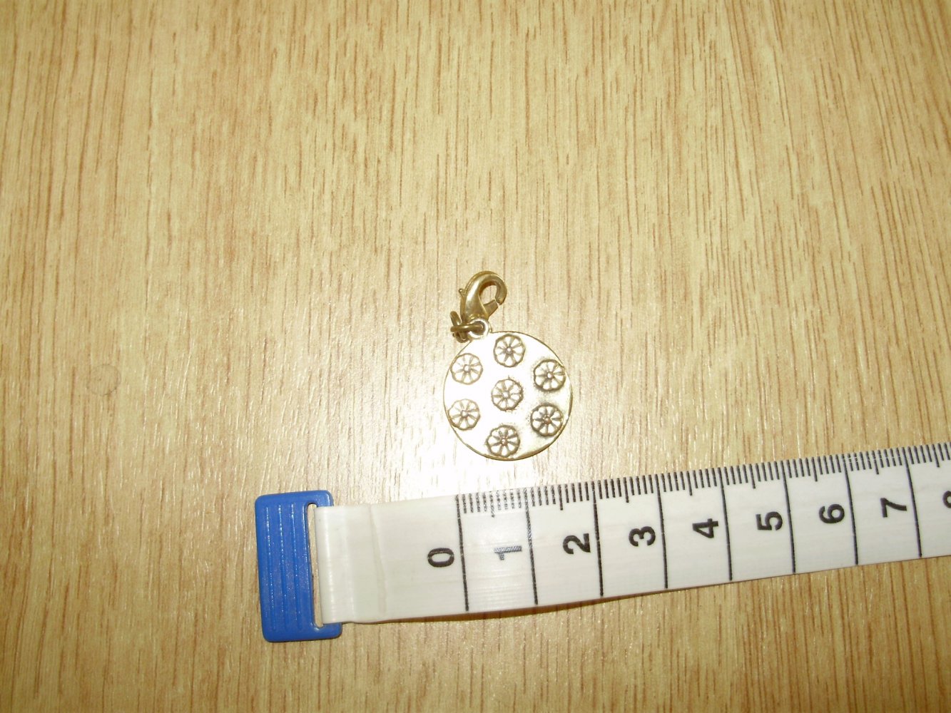 Pilgrim Anhänger rund gold rot