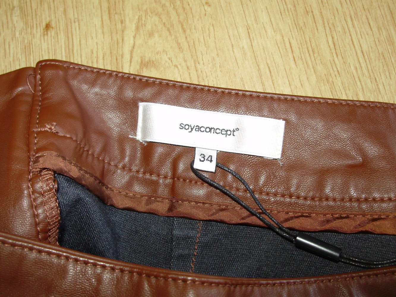 Soyaconcept Kunstleder Rock midi braun 34 = S NEU