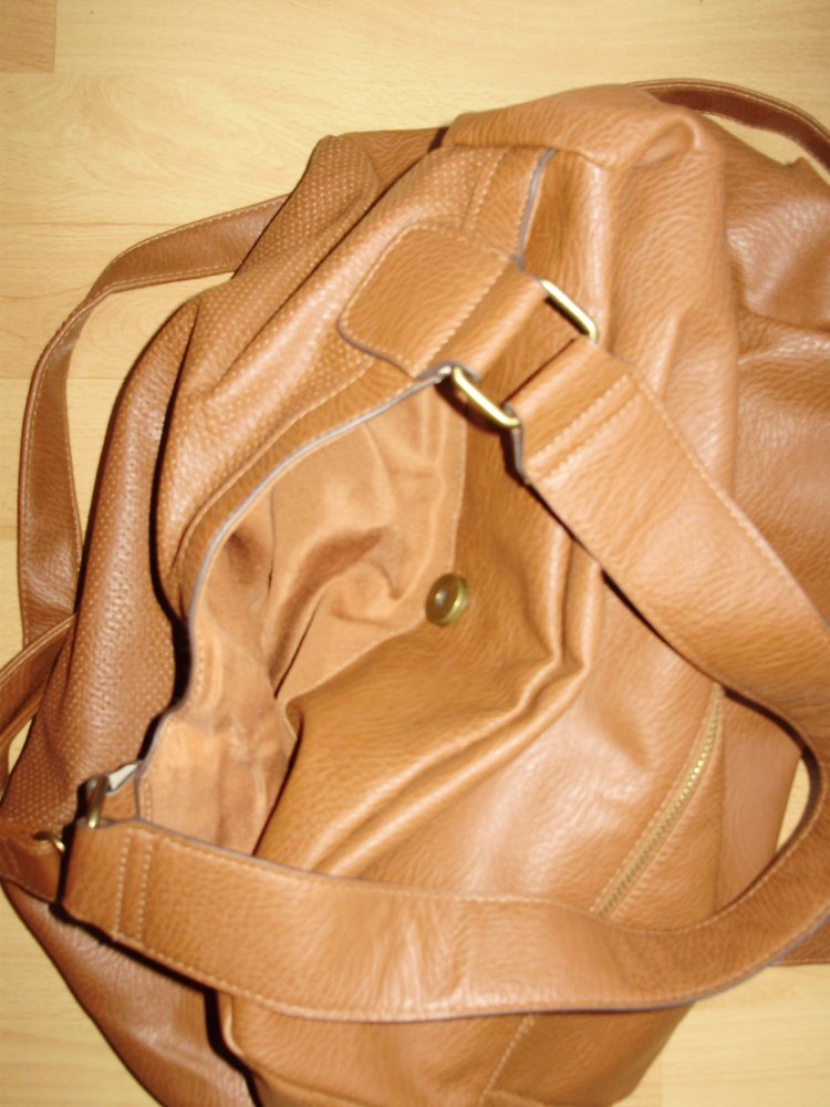 Bershka Tasche groß braun Umhänge-und Henkeltasche wie neu