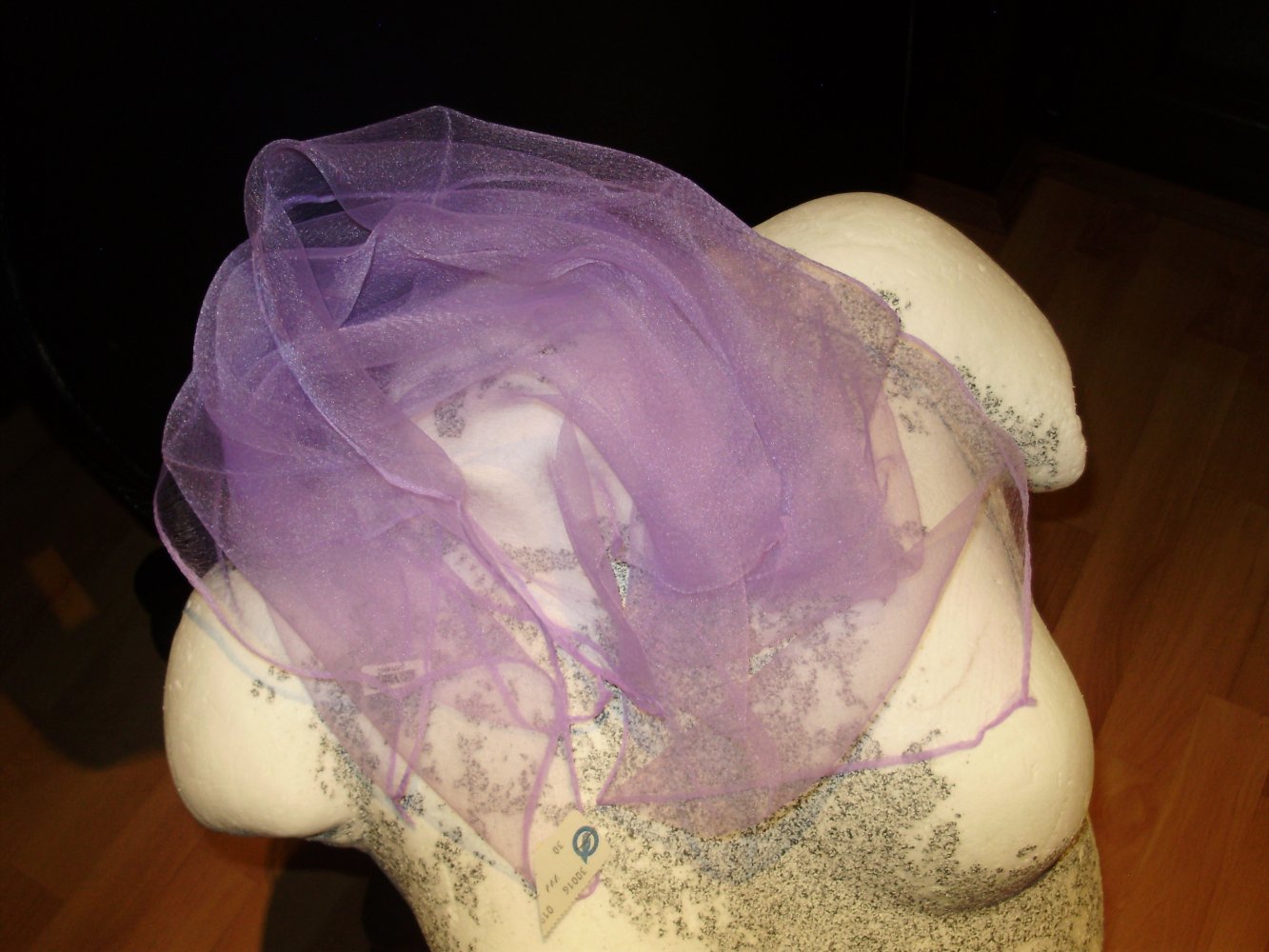 Tuch flieder ganz zart durchsichtig Neu mit Etikett 