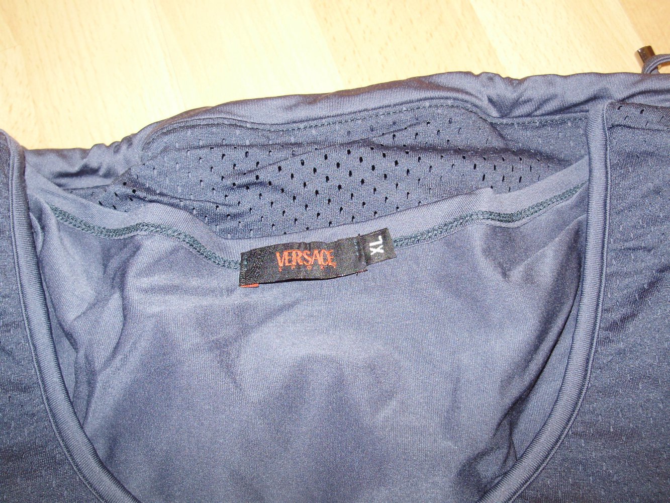 Versace Sport Top dunkelblau zweilagig ausgefallen exklusiv Gr. XL keine Mängel!