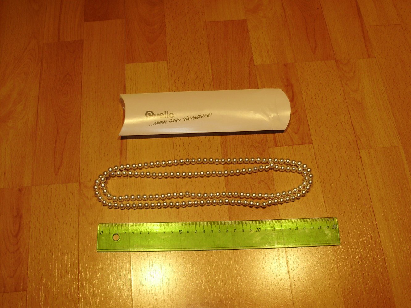 Perlenkette lang 120 cm weiß nagelneu