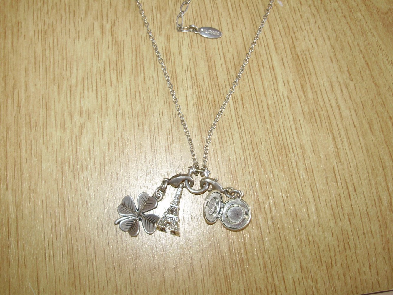 Pilgrim Kette silbern 3 Anhänger Medaillon Eiffelturm+ Blume